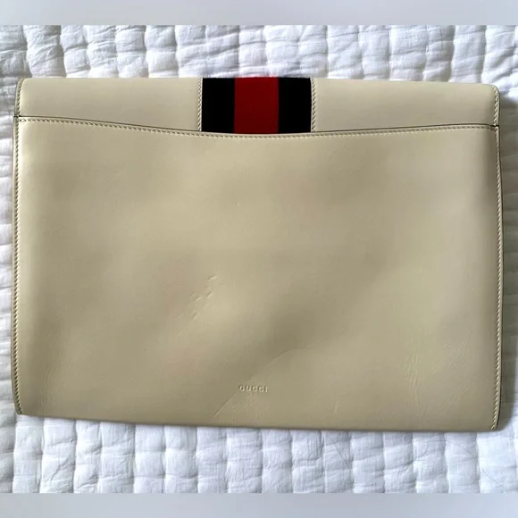Gucci cream leather oversized clutch never used - Picture 8 of 13